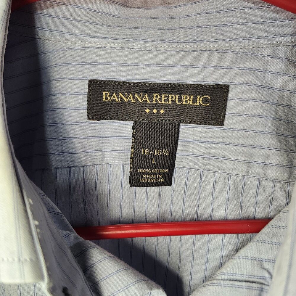 Banana Republic Men’s Large Blue White Striped Button Up Shirt 16-16.5 Cotton - Picture 2 of 10